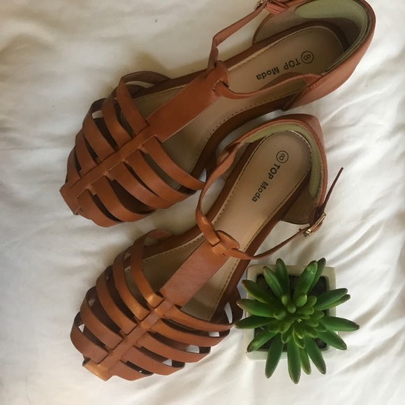 Shoes - Top moda camel sandals