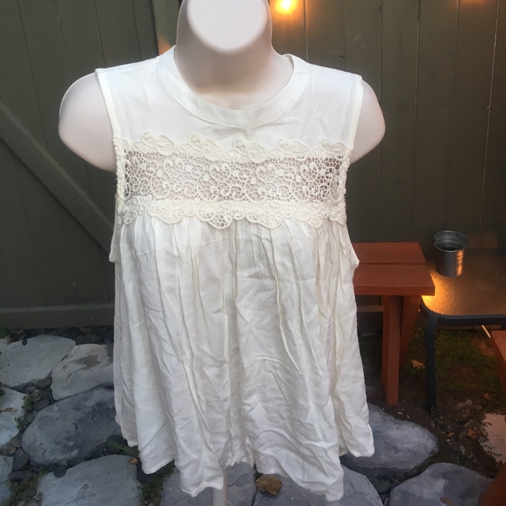 Romeo and Juliet peak a boo top