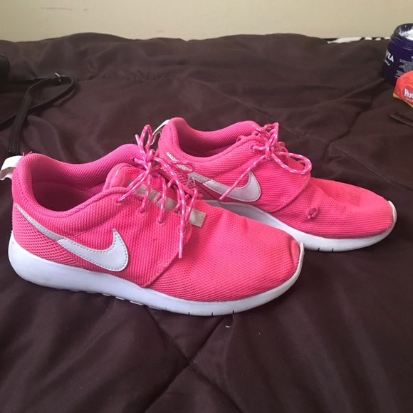 Nike roshe pink - Picture 2 of 2
