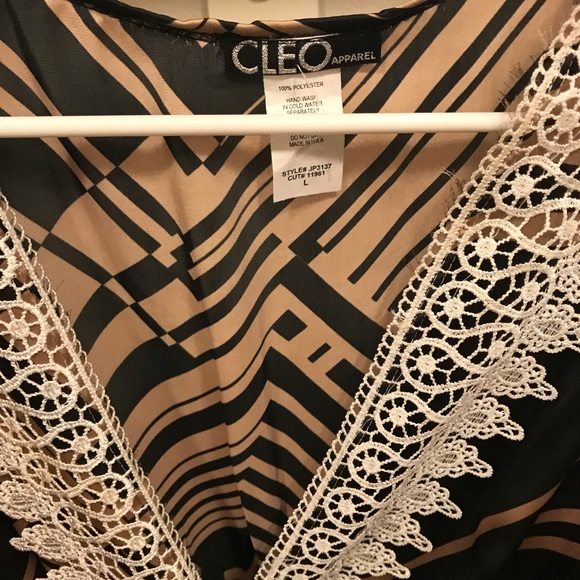 Romper - Picture 2 of 2