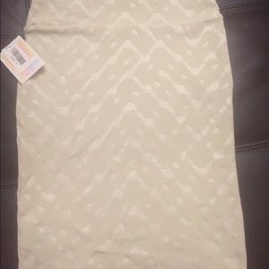Lularoe ivory Cassie skirt size Small NWT