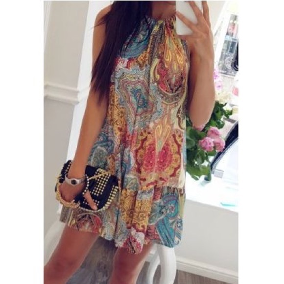 Bohemian Sleeveless Dress - Picture 2 of 8