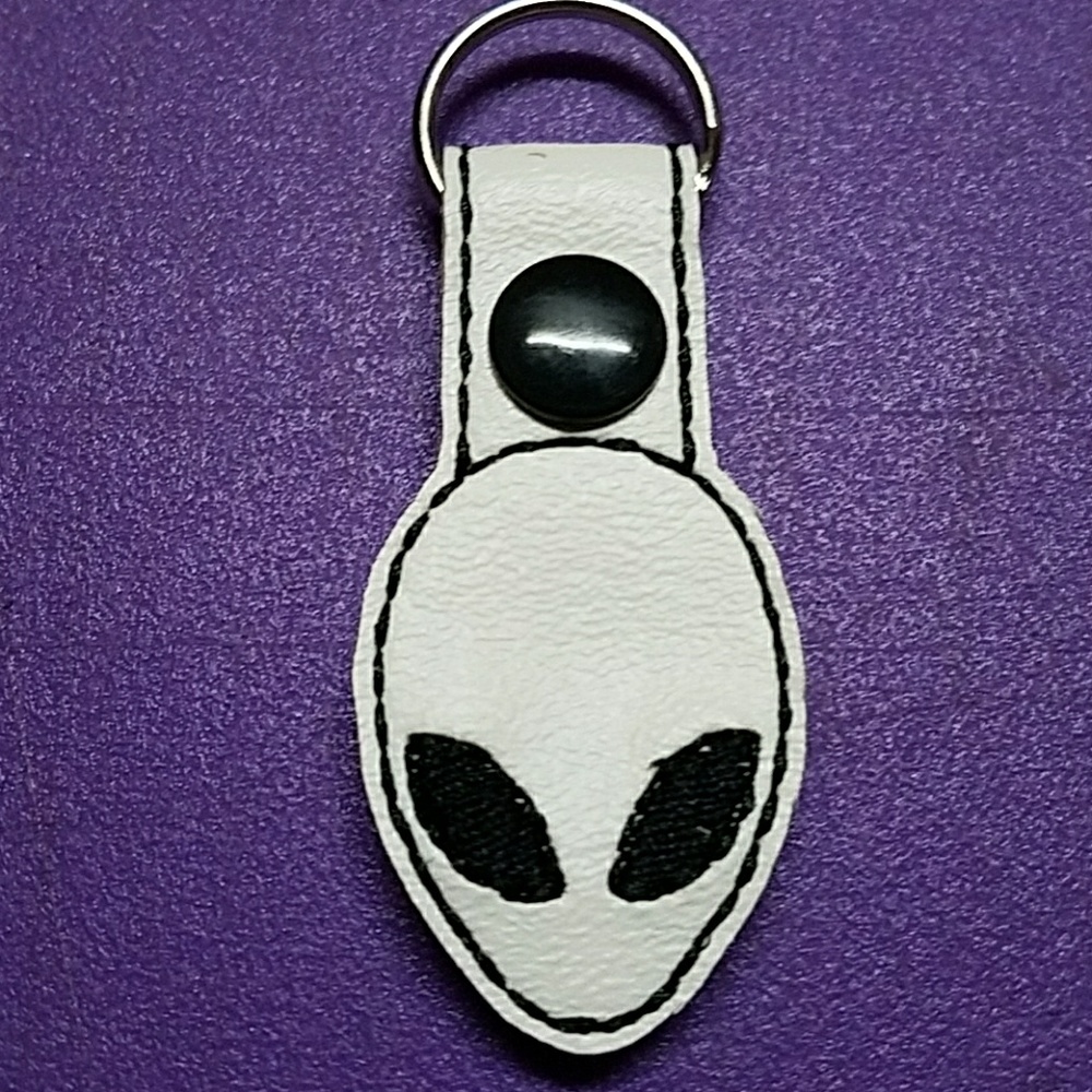 Alien key chain