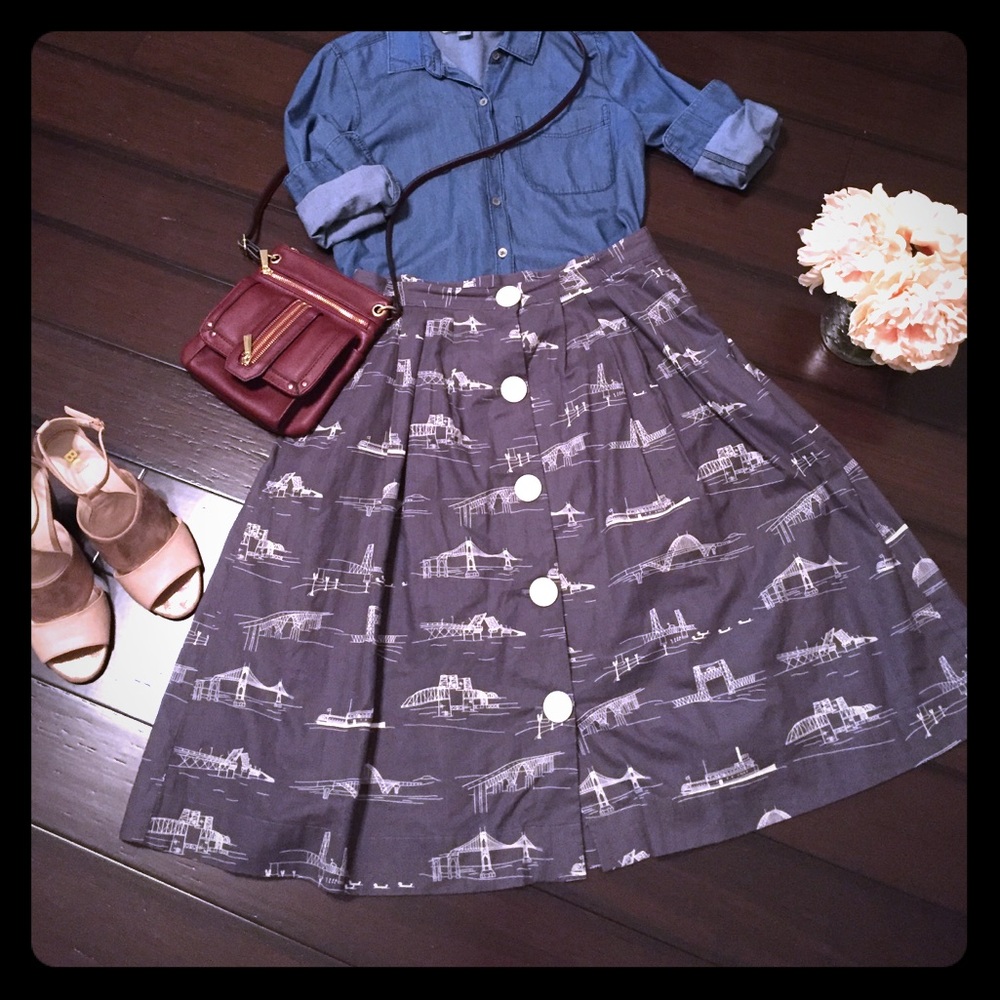 Funky Bridge Skirt