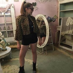 Meet your Posher, Marisa