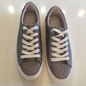 Cute glitter sneakers size 9
