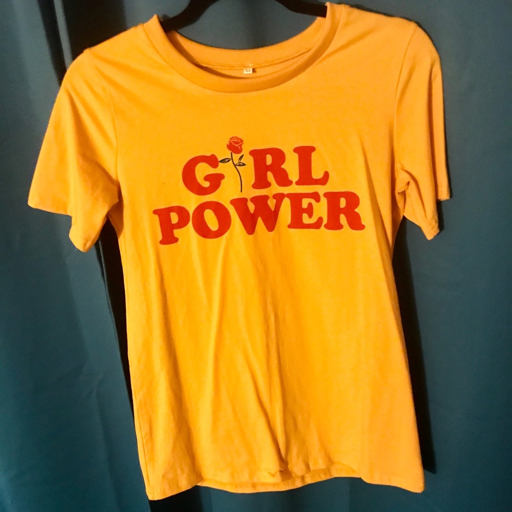 NWOT 🌹✨ Girl Power Flower T-Shirt
