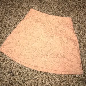 CUTE SKIRT FROM URBAN OUTFITTERS NEVER BEEN WORN