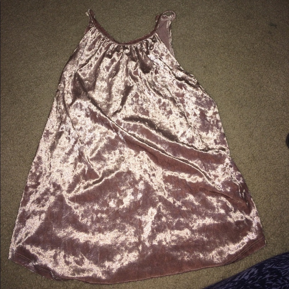 women's small tank top