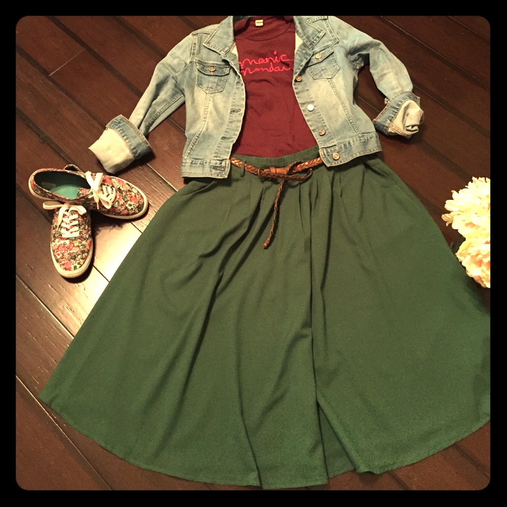 Army green full skirt