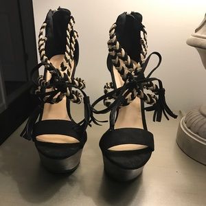 Black wedge shoes