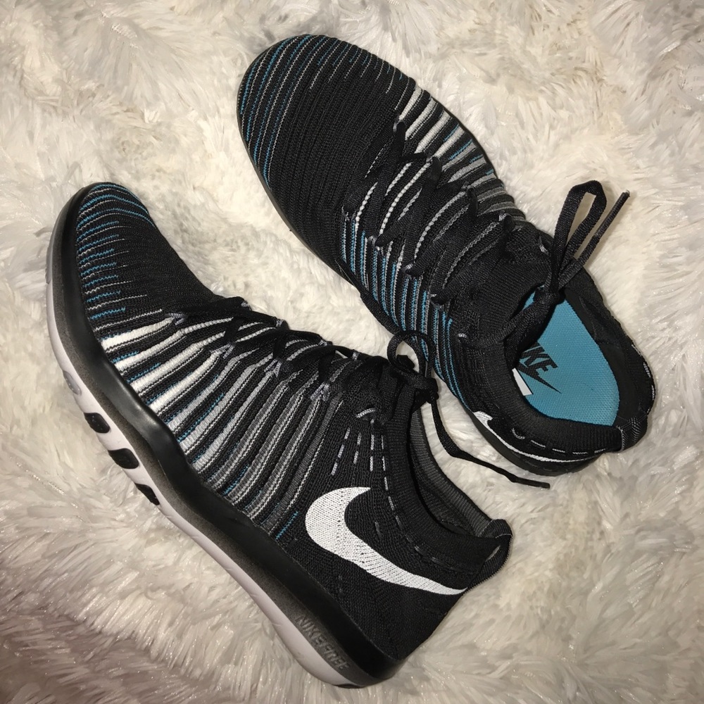 Nike Free Transform Flyknit