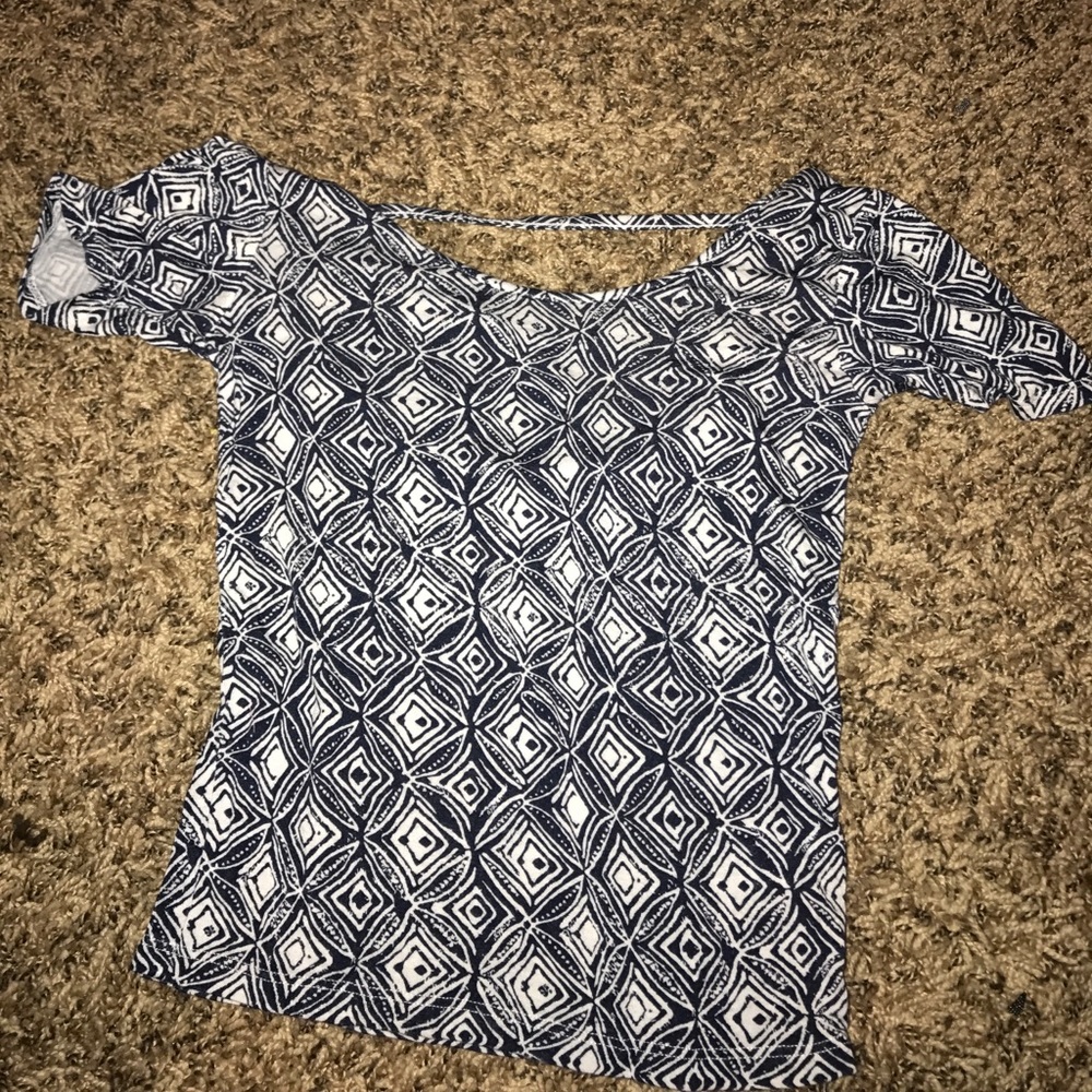WORN ONCE SHIRT FROM AEROPOSTALE
