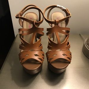 Tan wedge shoes