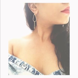 14k Gold Teardrop/Bar Earrings