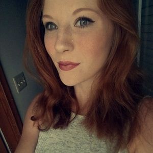 Meet your Posher, Sabrina