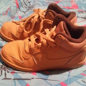 Boy's tan Nike's