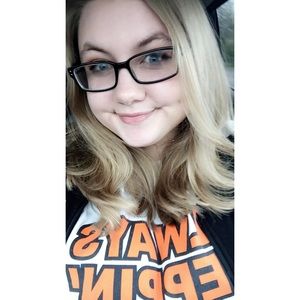 Meet your Posher, Dana