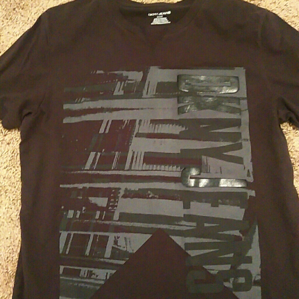 DKNY T shirt