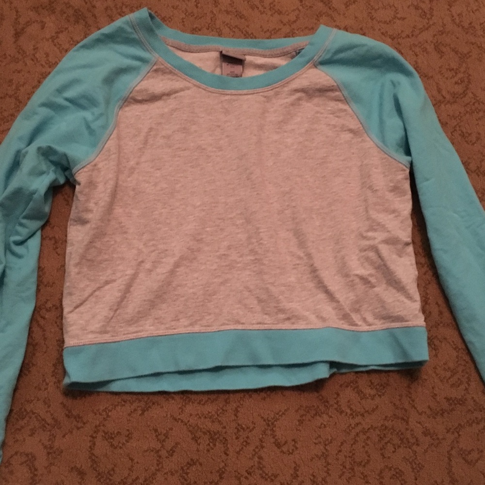 Cropped Dance Long Sleeve Tee