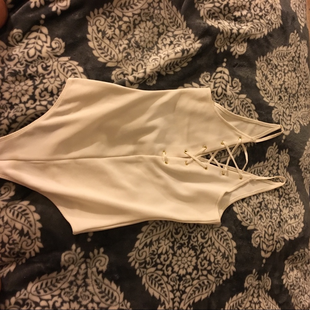 XS CREAM EXPRESS BODYSUIT