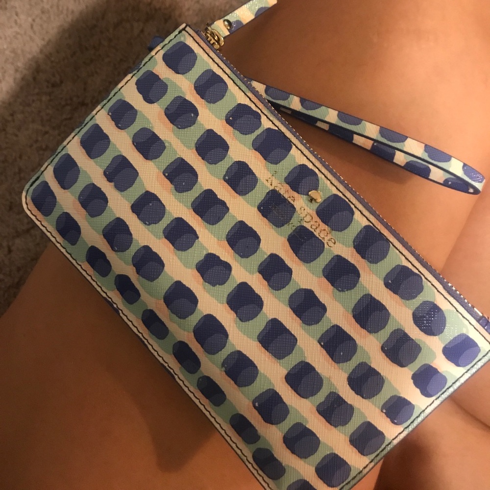 Kate spade wallet/wristlet - Picture 1 of 3