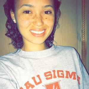 Meet your Posher, Kristin