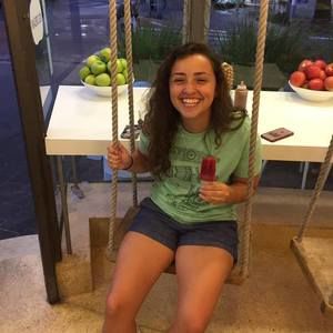 Meet your Posher, Shayna