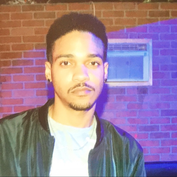 Meet your Posher, Trevon - Picture 1 of 1