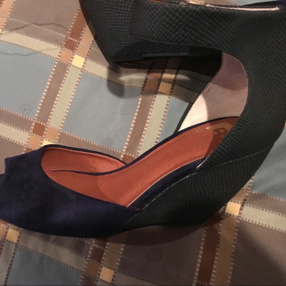 New BC navy blue wedges - size 12