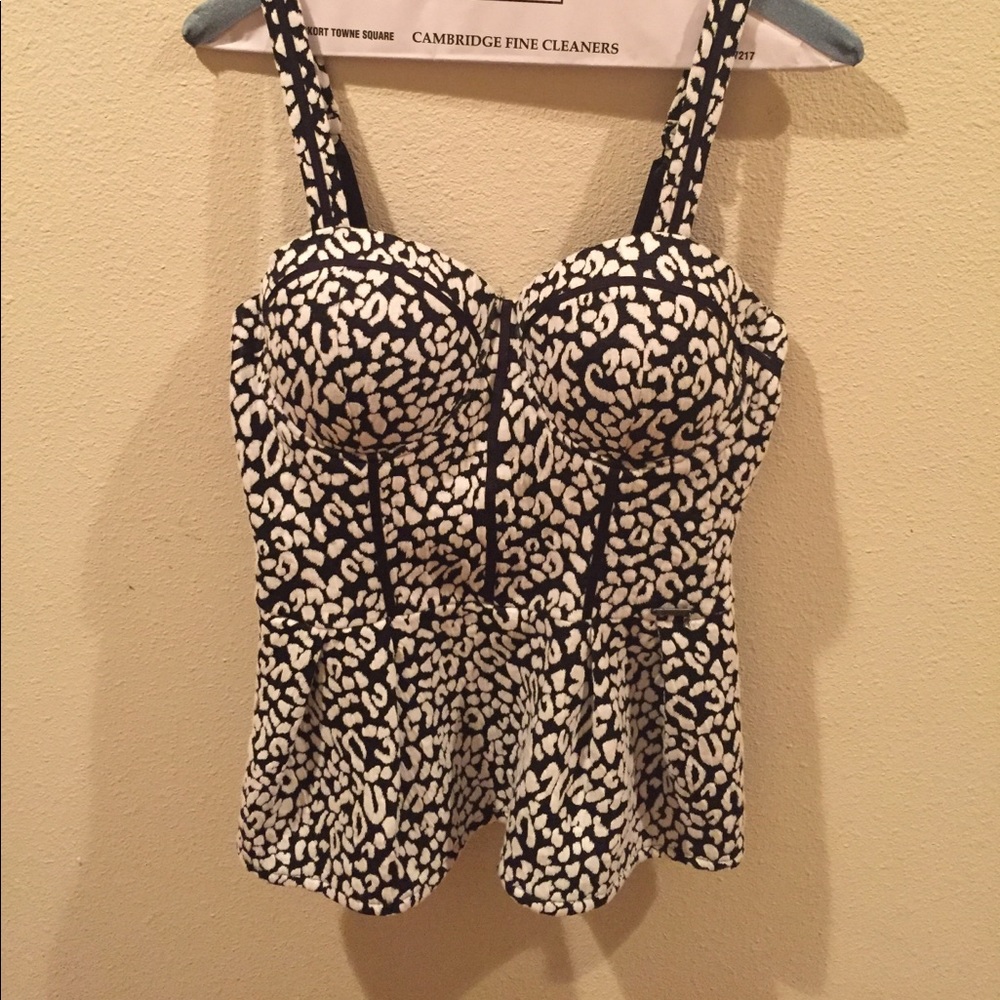 Guess Corset Top Size M. - image 1