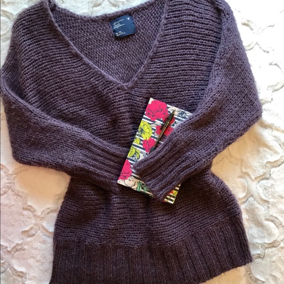 American Eagle Outfitters Sweaters - American Eagle Outfitters oversized sweater