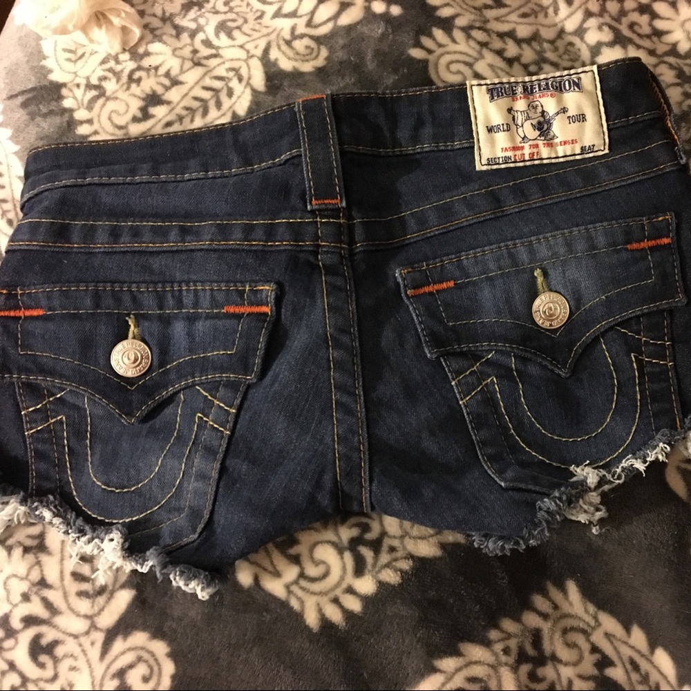 TRUE RELIGION JEAN SHORTS