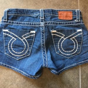 LIV big star shorts