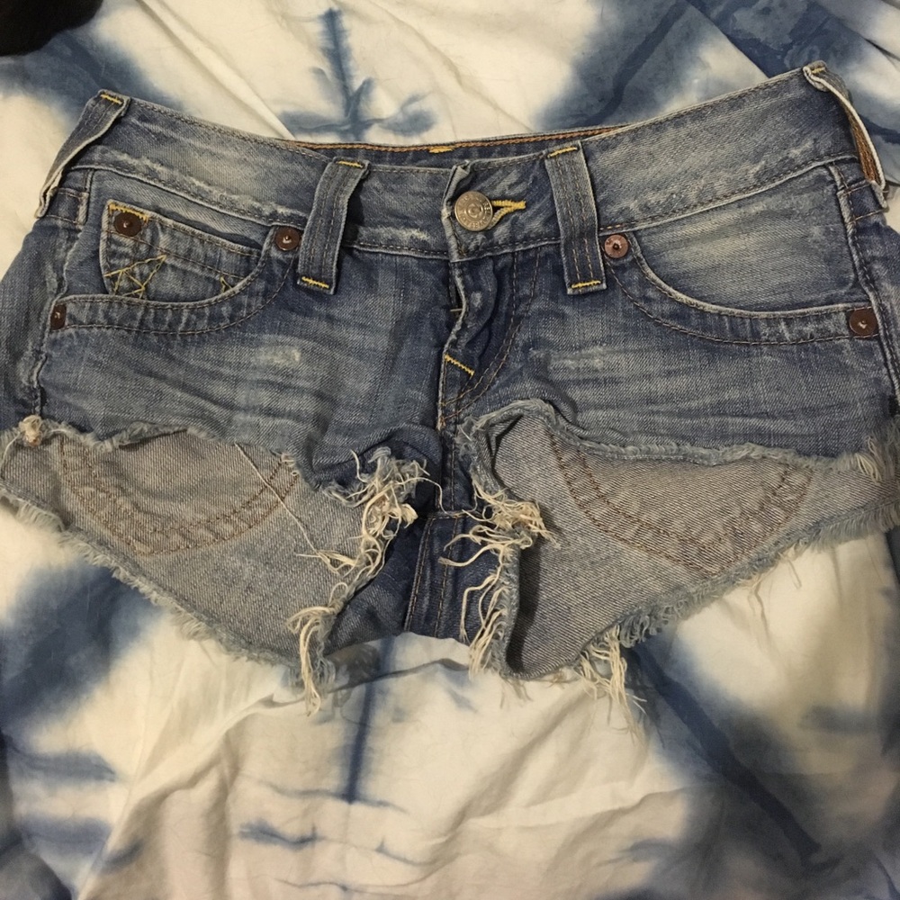 True religion daisy dukes (bobby cut off)