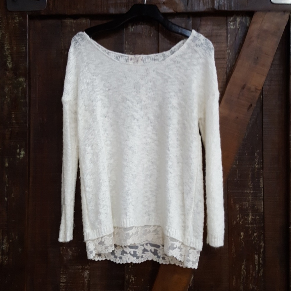 Lightweight sweater  junior sizing