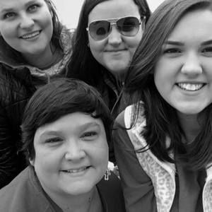 Meet your Posher, Shelby renee