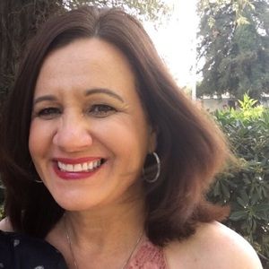 Meet your Posher, Connie