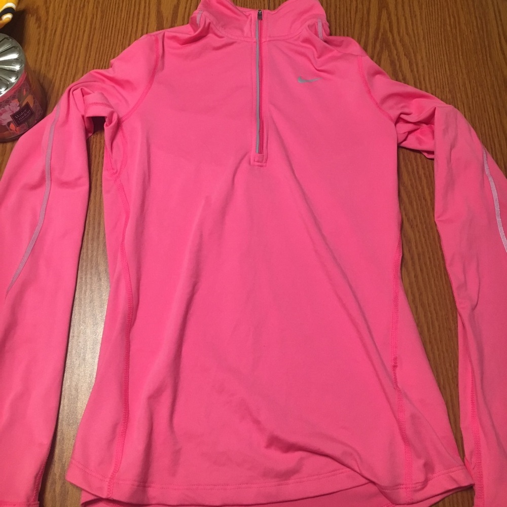 Nike workout top