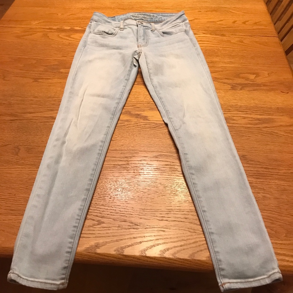 American Eagle super stretch light skinny jeans