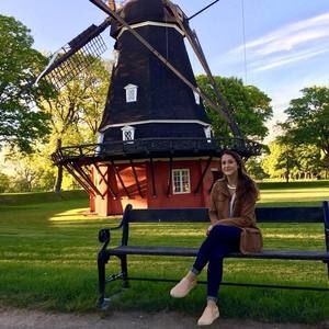 Meet your Posher, Melissa