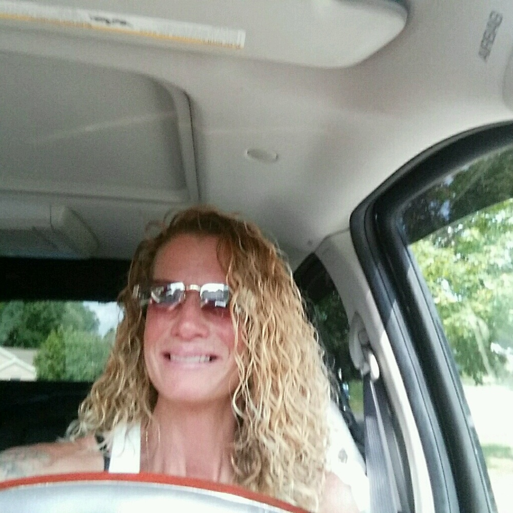 Meet your Posher, Tracy