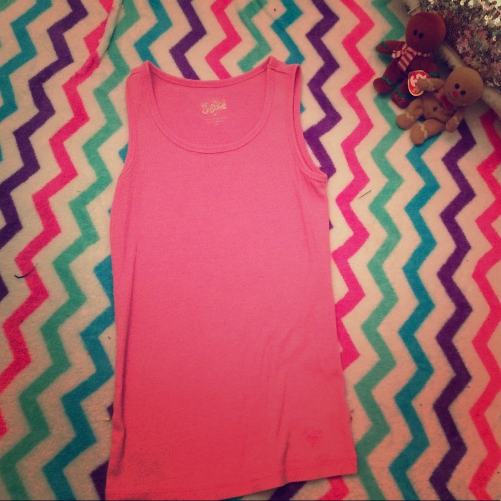 Pink tank top.