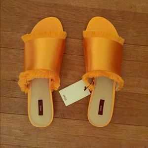 Mango sandals