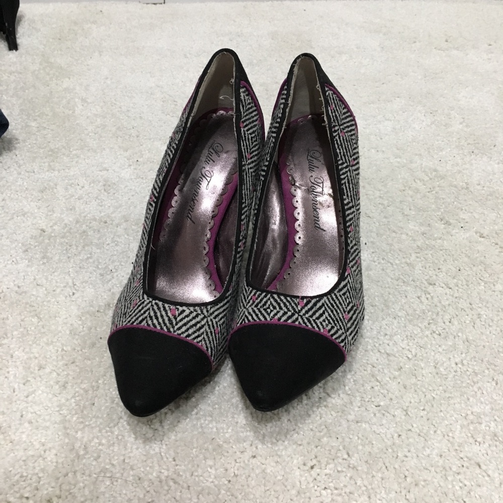 Lulu Townsend never worn, size 6