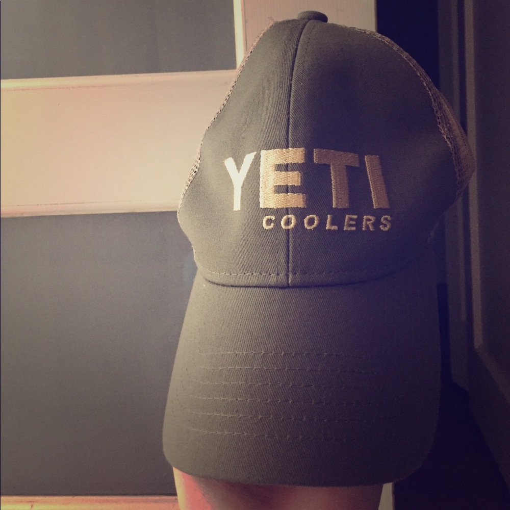 Yeti coolers hat