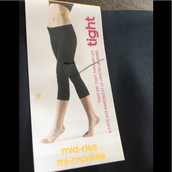 adidas Pants - NWT adidas women's medium tight workout capris