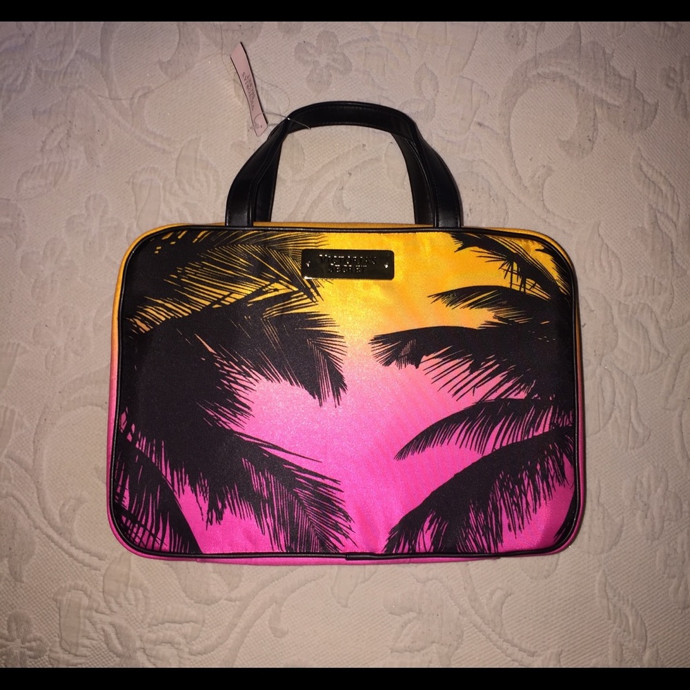 Victoria's Secret Makeup/Travel Bag