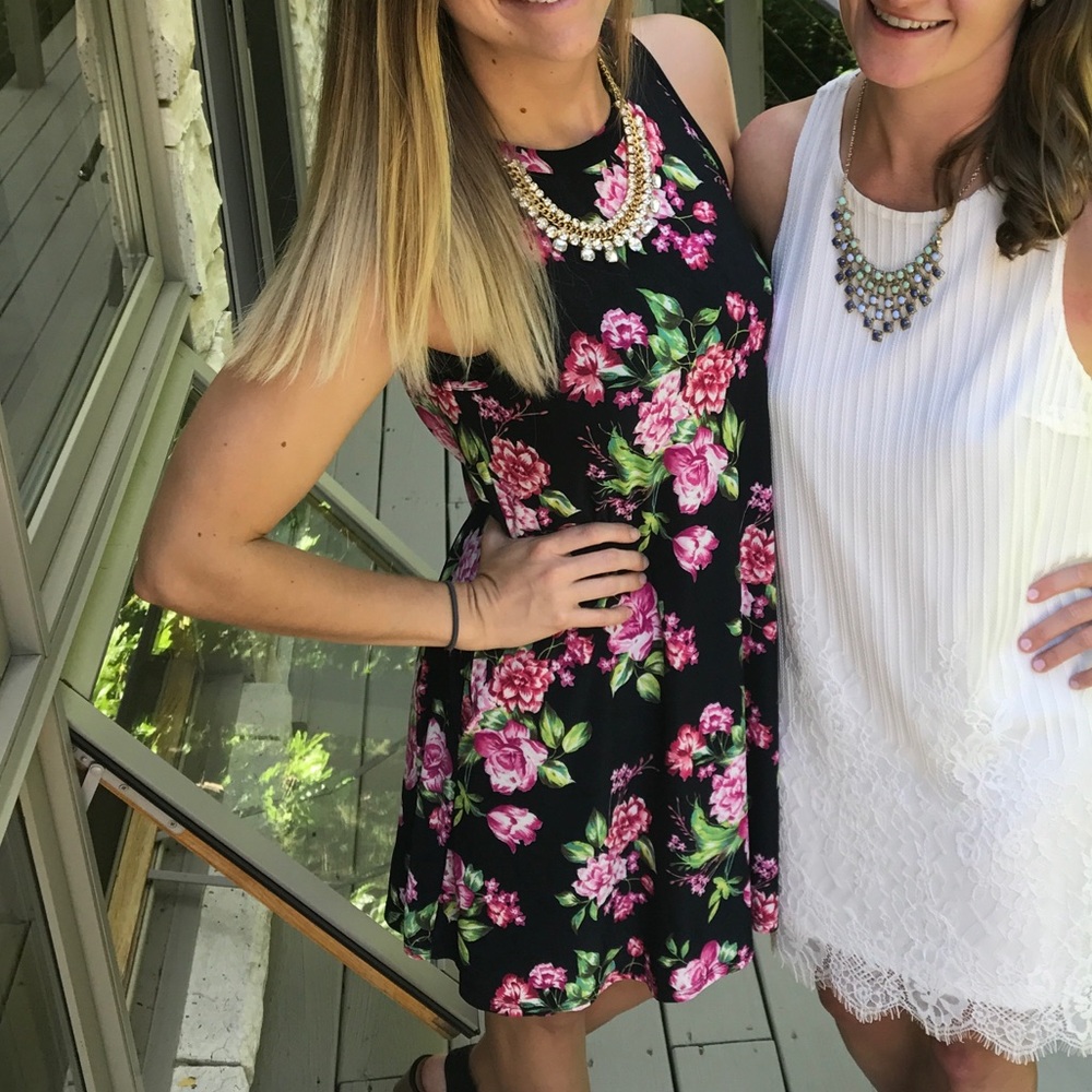 Floral shift dress