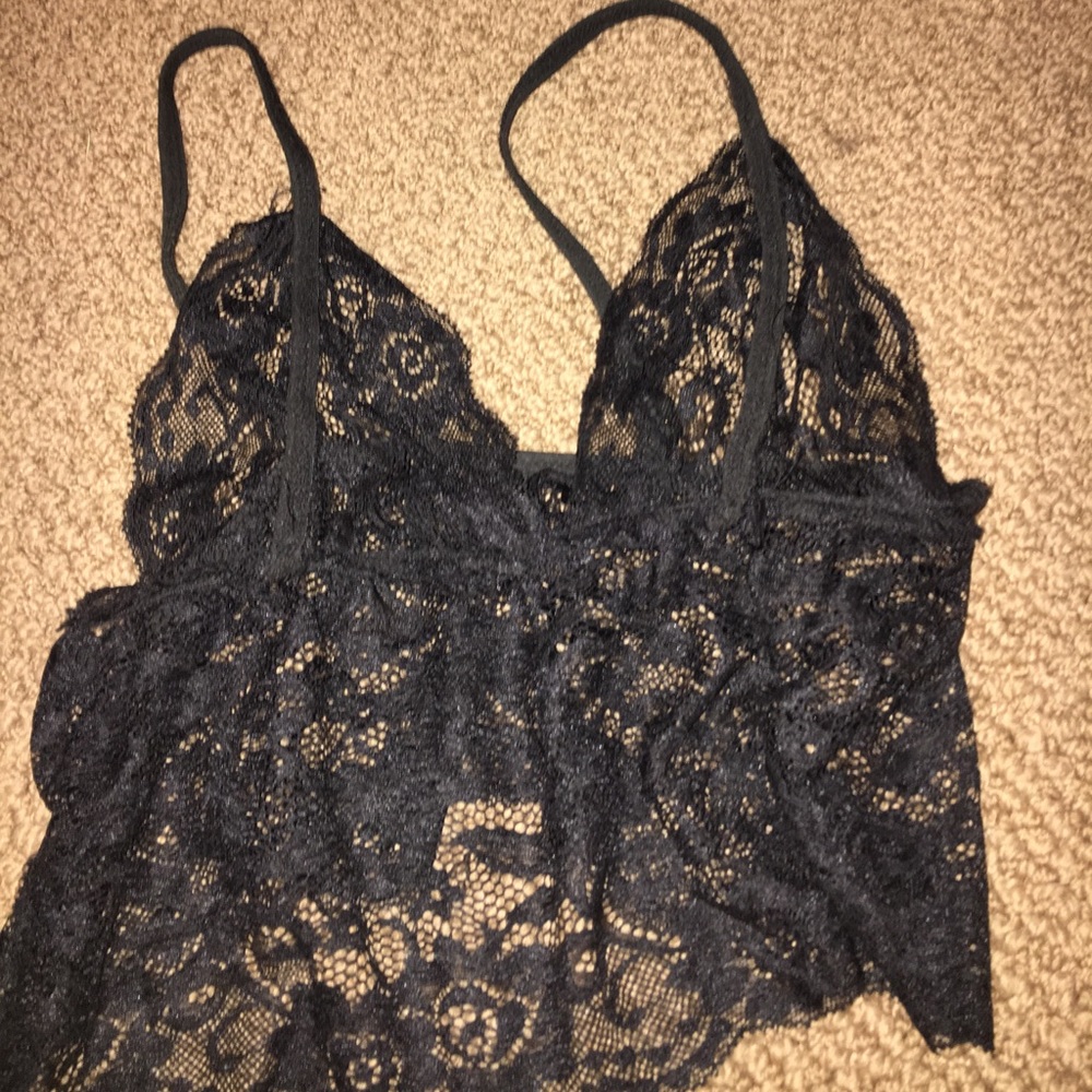 2 bralettes - Picture 3 of 3
